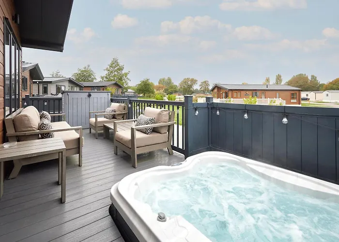 Sandy Lane 20 * York