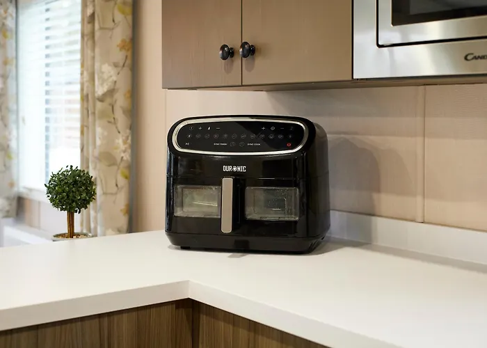 Sandy Lane 20 * York