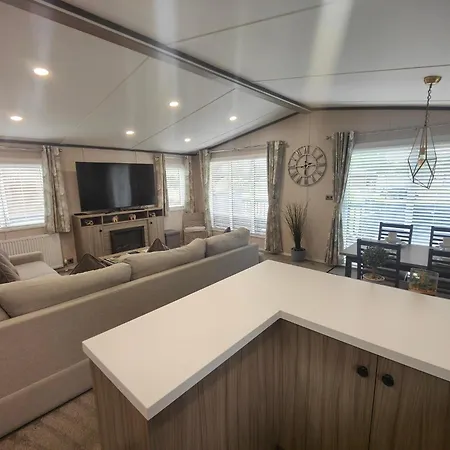 Chalet Sandy Lane 20 York