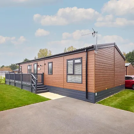 シャレー Sandy Lane 20 *