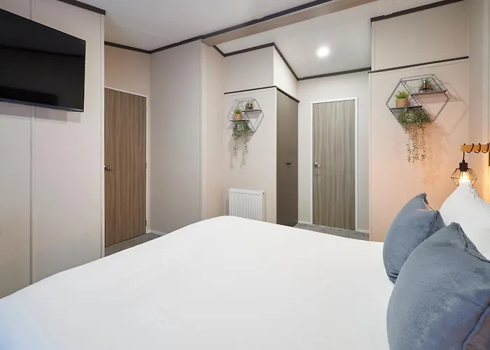 Sandy Lane 20 シャレー ヨーク