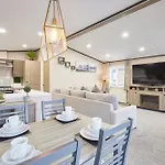 Sandy Lane 20